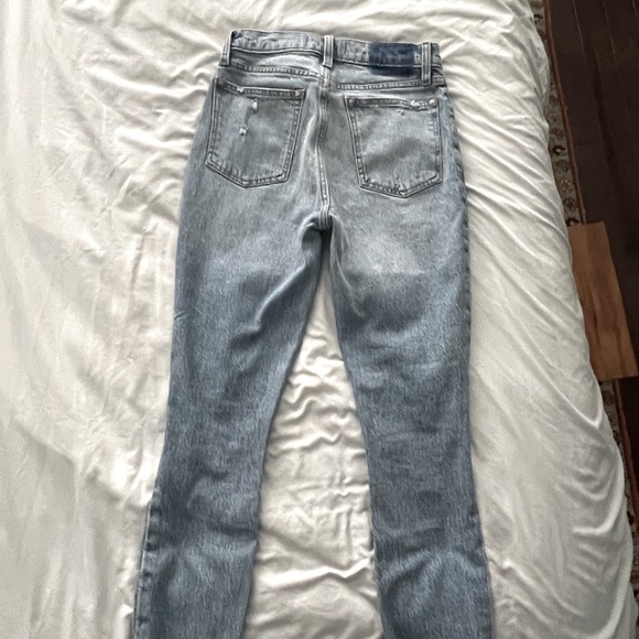 Abercrombie & Fitch Denim - Abercrombie & Fitch “The skinny high rise” distressed jeans